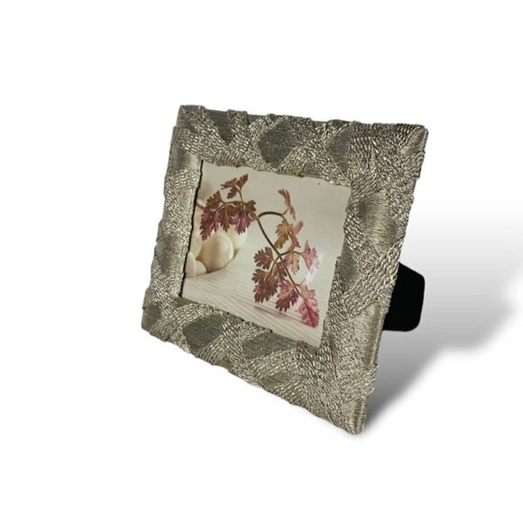 TWO BEAUTIFUL SILVER PHOTO PICTURE FRAMES BUNDLE Like New! - Picture 8 of 12